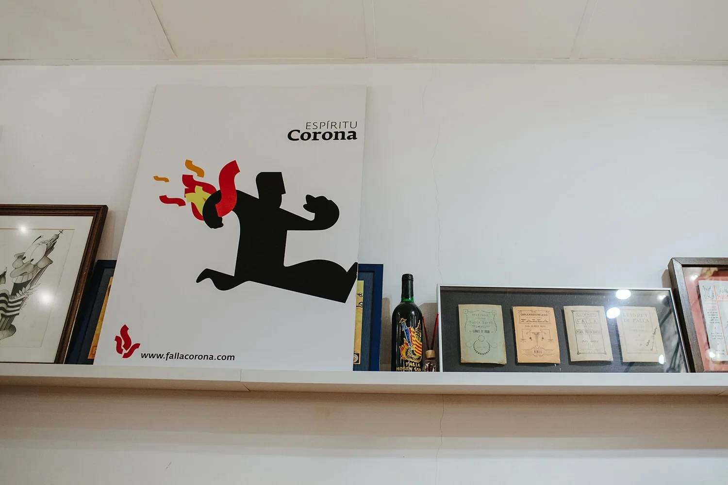 paulagfurio_desfici_falla corona-7.jpg